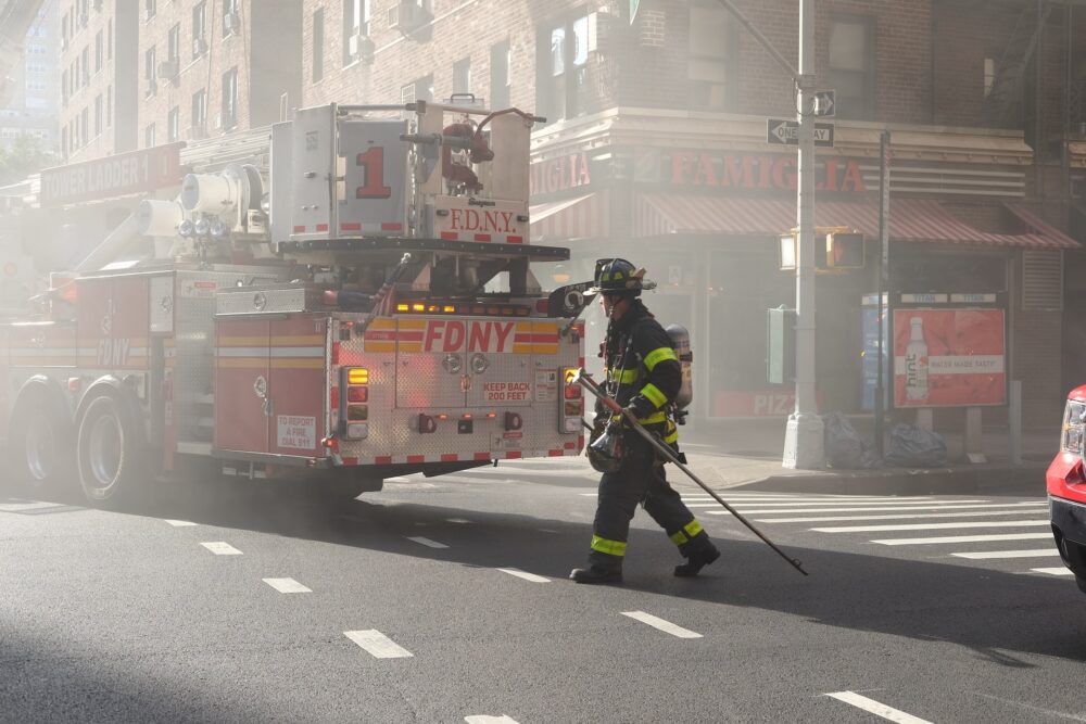 NY firefighters sceptical over mayors inspection plans