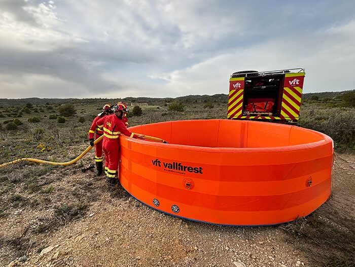 Vallfirest Infalatable Tank - Fire Buyer