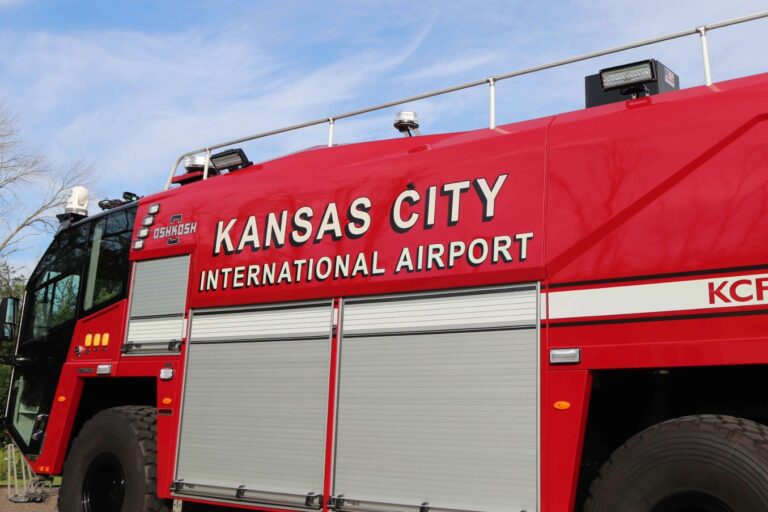 Picture of Oshkosh Striker Units - Photo by Oshkosh Airport Products - Fire Buyer