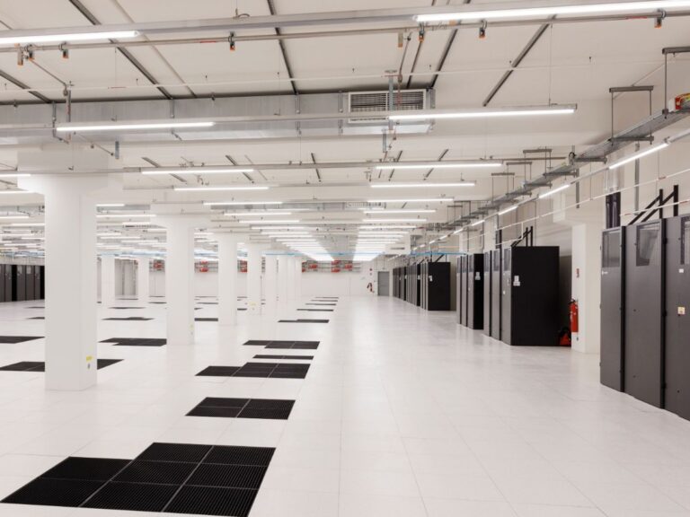 Water mist in data centres. Firebuyer.com