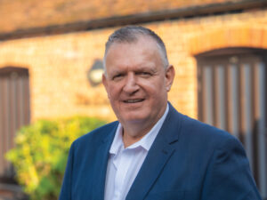 Who's Who - Ci Global. firebuyer.com