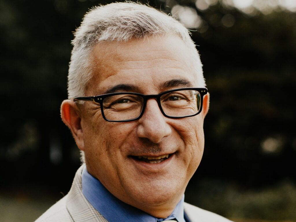 Victor Stagnaro. firebuyer.com