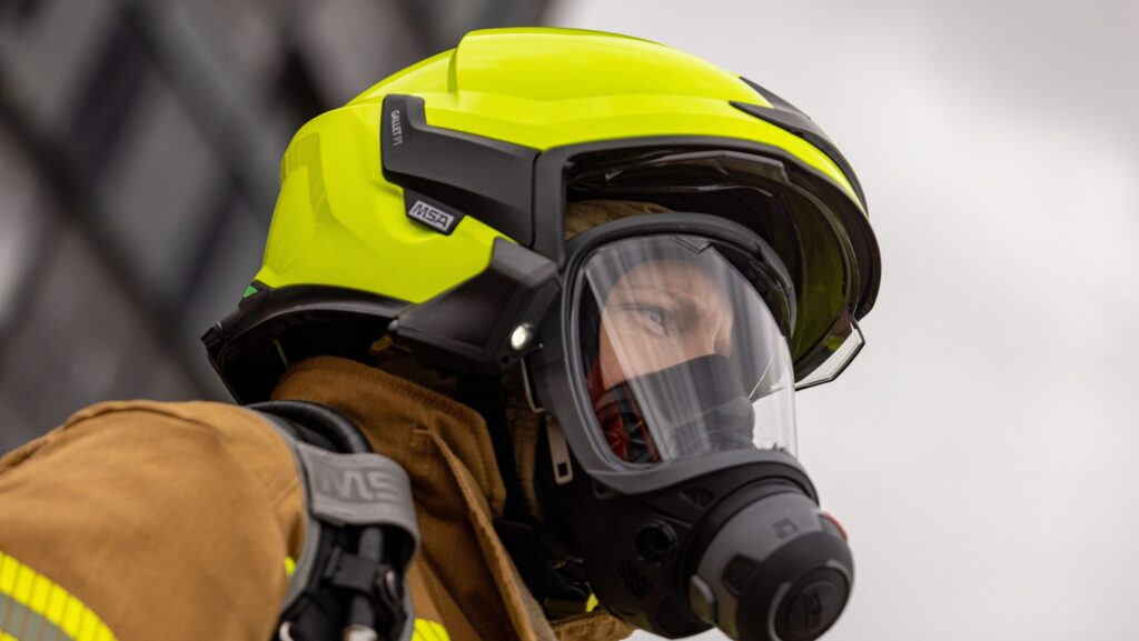 MSA showcases new developments in GALLET helmets and M1 breathing apparatus at the Congress of French Firefighters. firebuyer.com